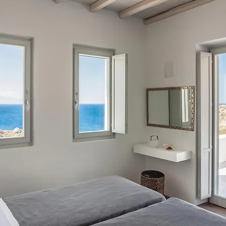 Anarina & Elia * Elia (Mykonos)